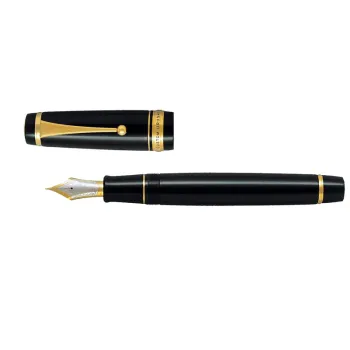 Pilot Custom Urushi black fountain pen open