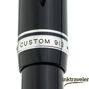 Detalle del anillo central de la Pilot Custom Heritage 912