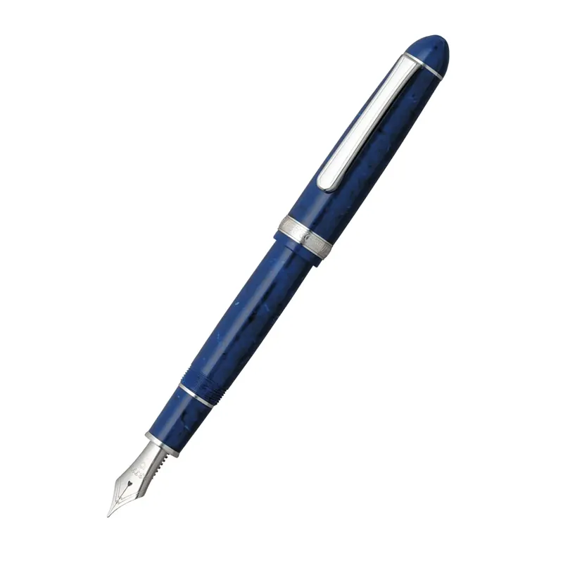 platinum 3776 midnight ocean fountain pen closed on light background