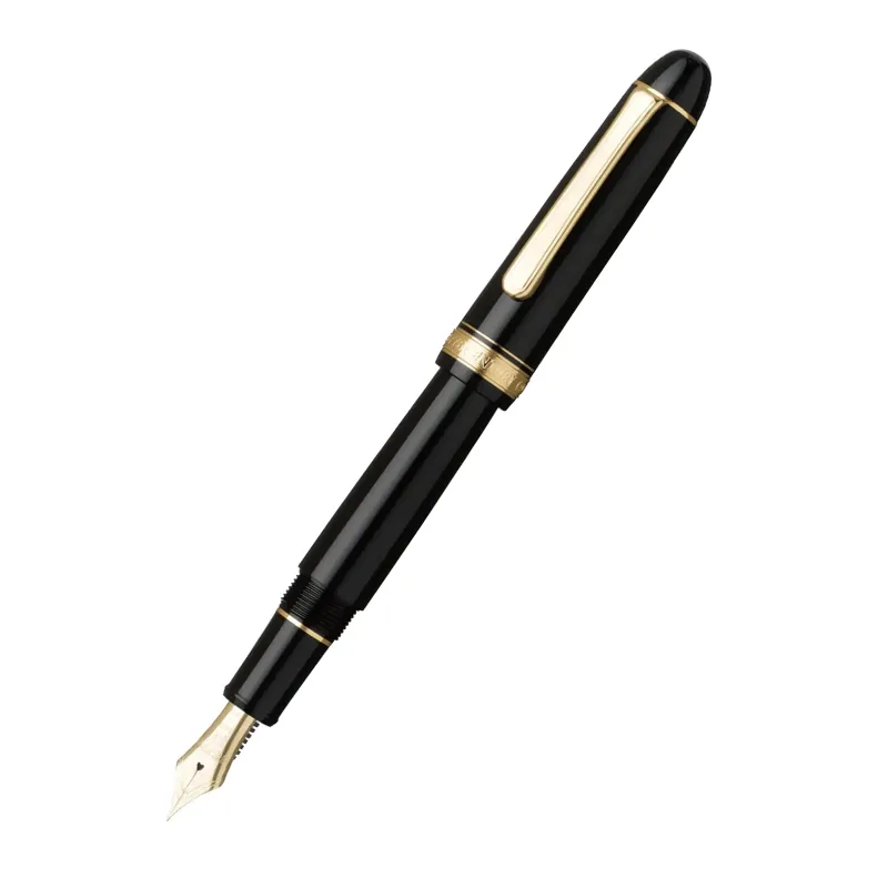 platinum 3776 black in black fountain pen with gold trim