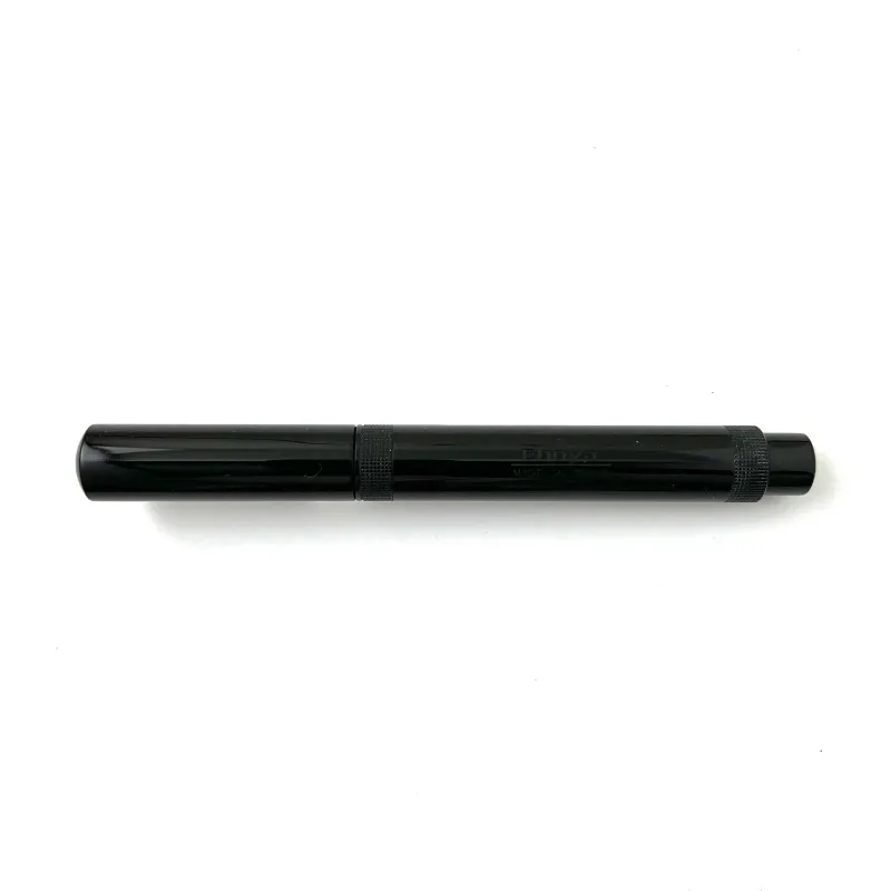 eboya kyouka kuroi black medium fountain pen closed
