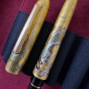Platinum 3776 Kanazawa Gold Leaf Ascending Dragon Fountain Pen