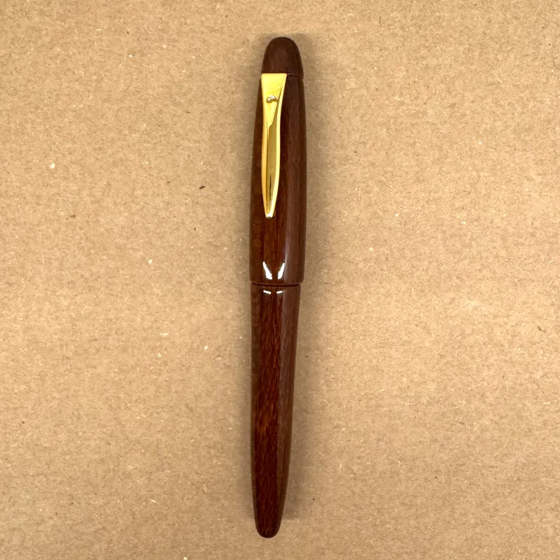 Platinum Izumo Mitasanshodo Genroku Shogun Lacewood Fountain Pen