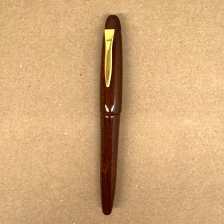 Platinum Izumo Mitasanshodo Genroku Shogun Lacewood Fountain Pen