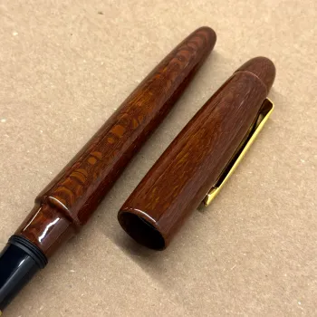 Platinum Izumo Mitasanshodo Genroku Shogun Lacewood Fountain Pen