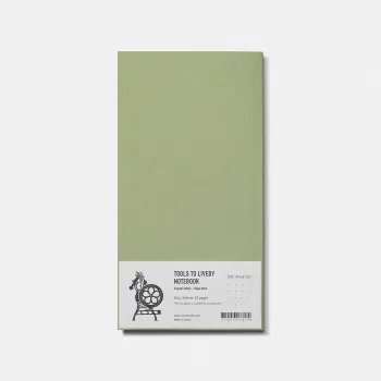 contraportada en color verde del cuaderno tomoe river