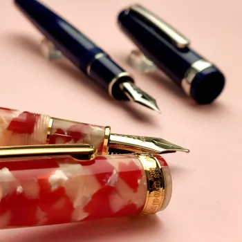 details of platinum koi fountain pen