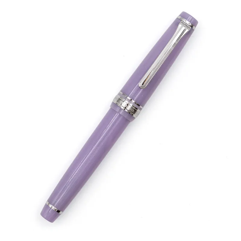 nagasawa onomatope yura yura fountain pen in translucent lavender color on light background