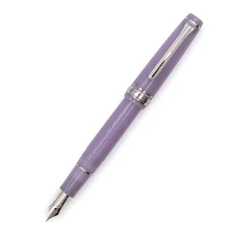 nagasawa onomatope yura yura fountain pen opened and posted showing size and proportions