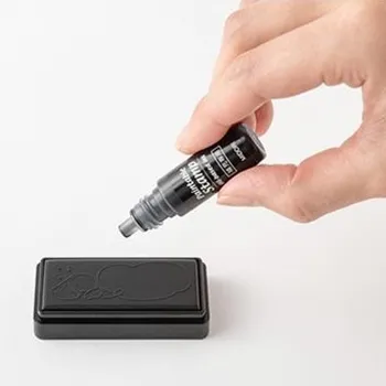 One-handed use of the Midori ink refill