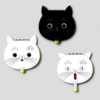 three yamama cat ring memos white with interactive cat design seen from the front