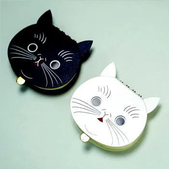 yamama cat ring memo white and black with interactive cats