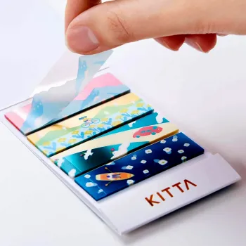removing a pre cut sticky note from the kitta booklet without scissors