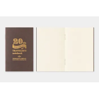 traveler’s notebook card size md paper cream refill open pages