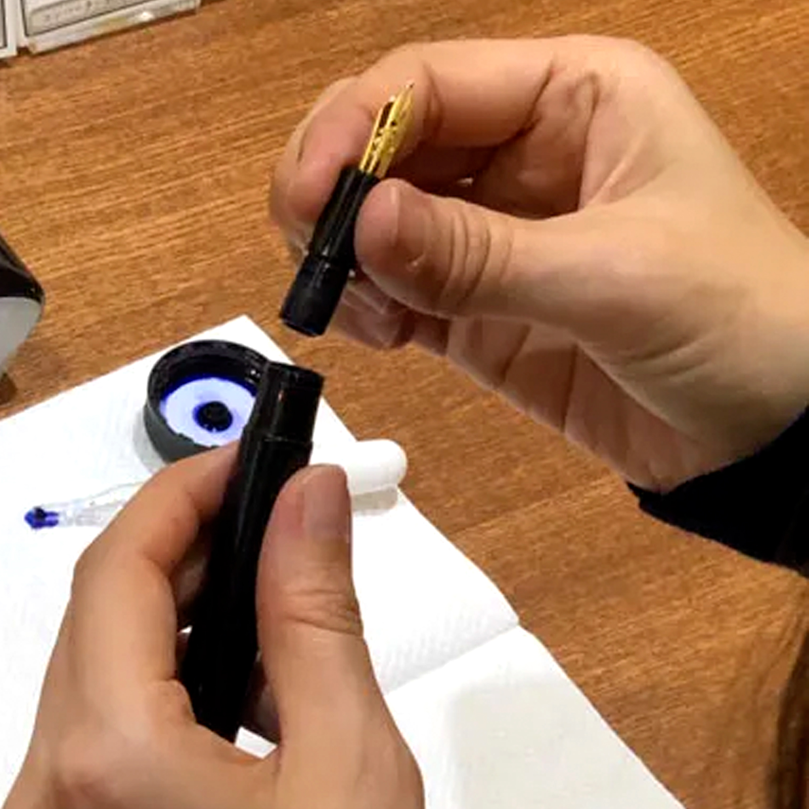 Eboya Yuzen Nichibo eyedropper filling step 1